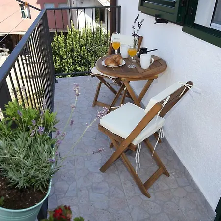 Apartmani Tri Bunje Tribalj Zewnętrze zdjęcie
