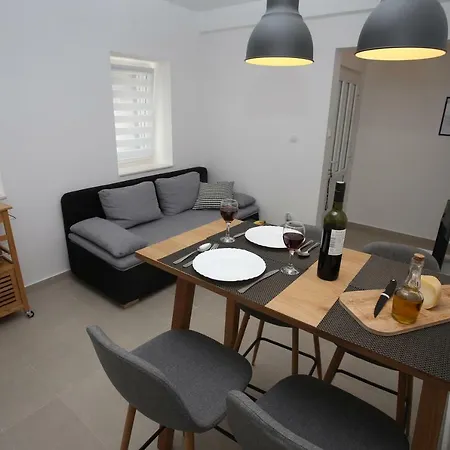 Apartmani Tri Bunje Tribalj Zewnętrze zdjęcie