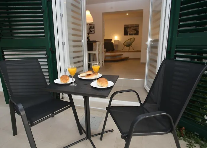 Apartmani Tri Bunje