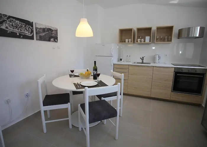 Apartmani Tri Bunje