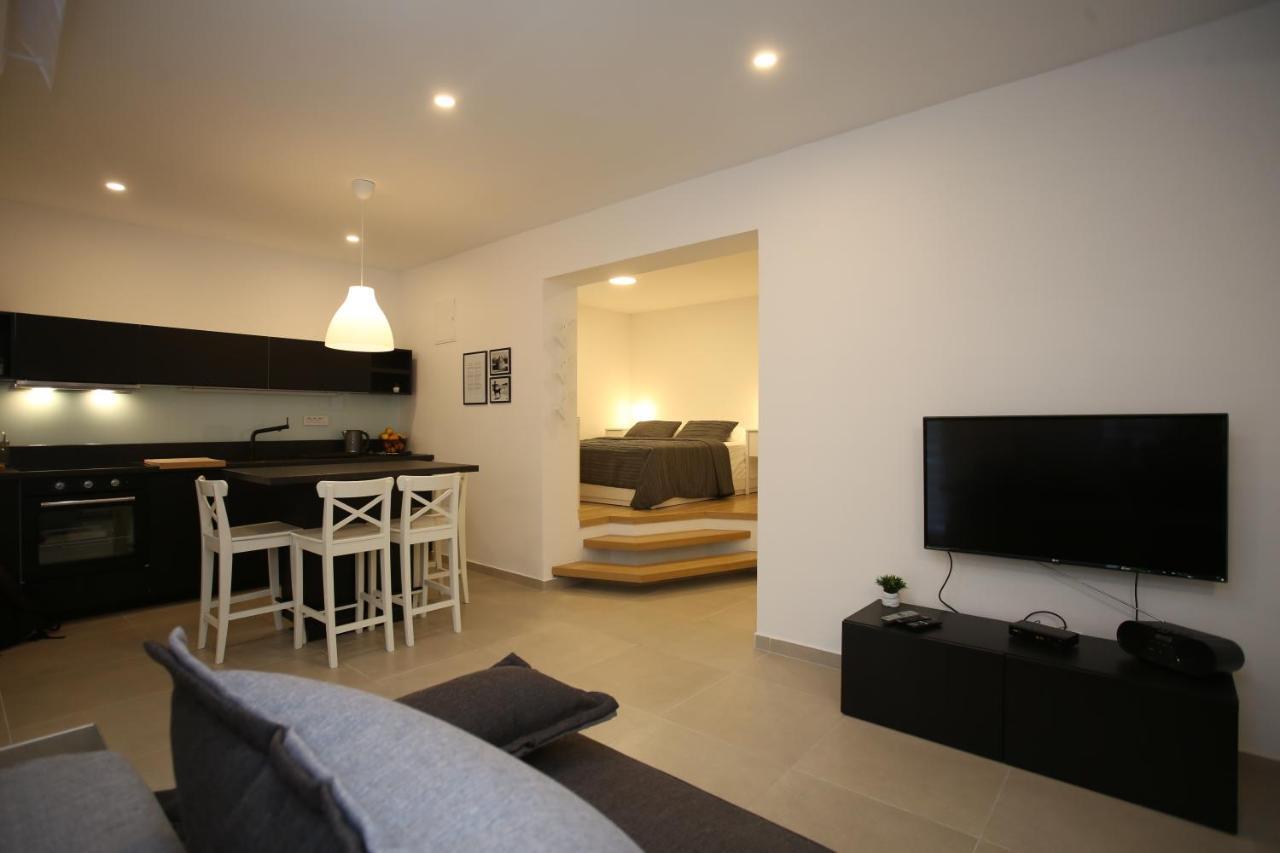 Apartment Tri Bunje