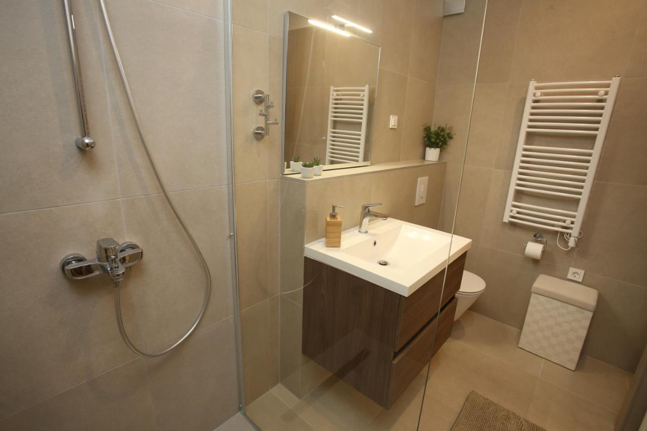 Tri Bunje Apartment