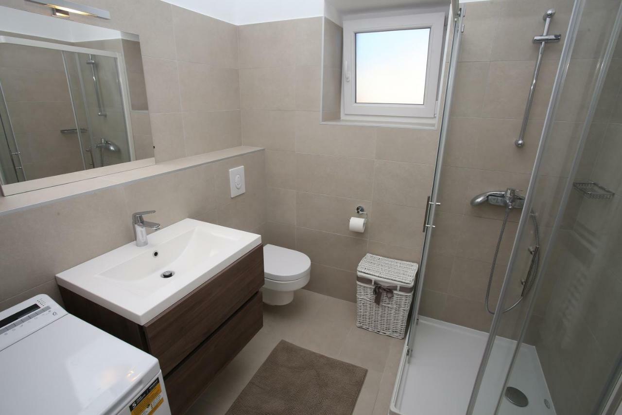 Tri Bunje Apartment *