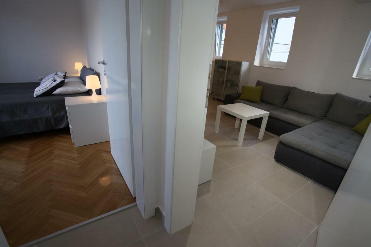 Tri Bunje Apartment *